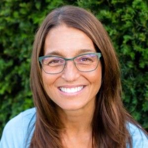 Meet your Posher, Suzanne